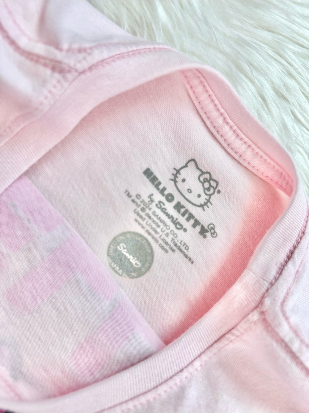 HELLO KITTY TEE - Picture 4 of 6